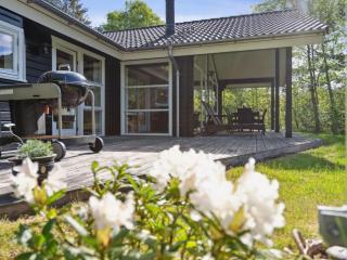 Holiday Home Hejdi - 350m from the sea by Interhome - 1
