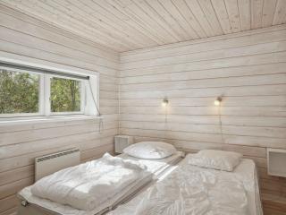 Holiday Home Hejdi - 350m from the sea by Interhome - 3