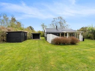 Holiday Home Gia - 1-3km from the sea by Interhome - 4