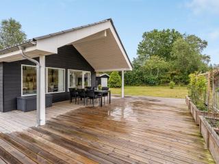 Holiday Home Jurien - 450m from the sea by Interhome - 5