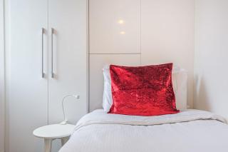 London Bridge Compact Apartment, Sleeps 3 , Tube 3 Mins Walk , Zone 1 , Weekly Offers - 6