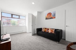 52 Furnival Road Manchester - 9