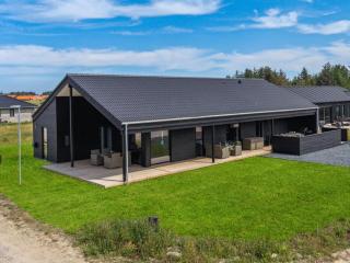 Holiday Home Branko - 950m from the sea by Interhome - 0