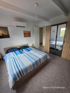 LE BARCARES Logement pour 6 personnes à 15 mns à pied du village de Noël - Alojamiento para 6 personas, a 15 minutos a pie del pueblo navideño - 3