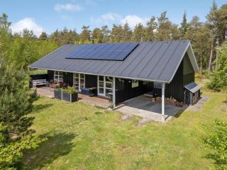 Holiday Home Berta - 300m from the sea by Interhome - 1