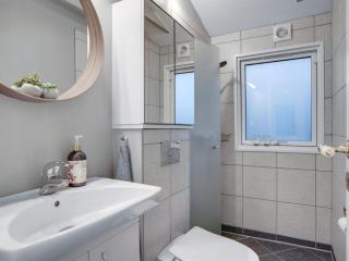 Holiday Home Adam - from the sea by Interhome - 5