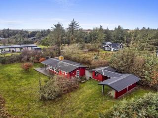 Holiday Home Leif - 550m from the sea by Interhome - 7