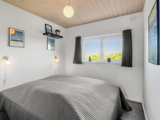 Apartment Jören - 700m from the sea by Interhome - 3