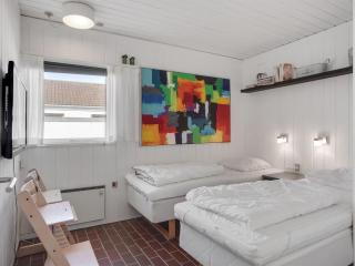 Holiday Home Marjon - 400m from the sea by Interhome - 3