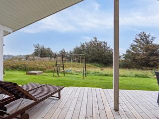 Holiday Home Herbiorn - 403m from the sea by Interhome - 4