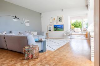 Central Penthouse Loft with Alps View Terrace - 4