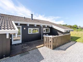 Holiday Home Serine - 800m from the sea by Interhome - 4