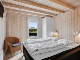 Holiday Home Ellen - 289m from the sea by Interhome - 1