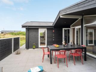 Holiday Home Eevert - 300m from the sea by Interhome - 6