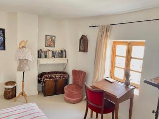 La Maison près de la Fontaine - 7