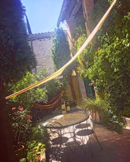 La Maison près de la Fontaine - 2
