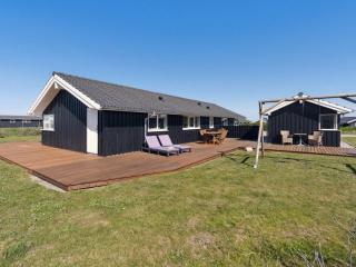 Holiday Home Aniela - 150m from the sea by Interhome - 2