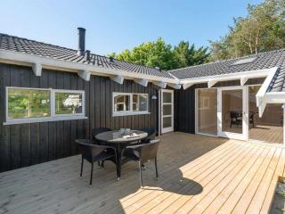 Holiday Home Harriet - 800m from the sea by Interhome - 2