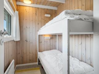 Holiday Home Venja - 200m from the sea by Interhome - 1