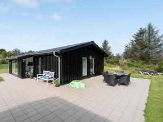 Holiday Home Thilde - 800m from the sea by Interhome - 3