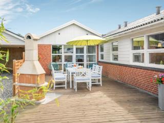 Holiday Home Swipdagh - 600m from the sea by Interhome - 3