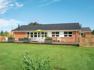 Holiday Home Swipdagh - 600m from the sea by Interhome - 2