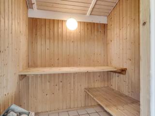 Holiday Home Franka - 950m from the sea by Interhome - 2