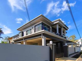 Sibu T3 Homestay- 5 Bedrooms - Sibu - 0