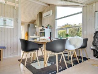 Holiday Home Marjanna - 350m from the sea by Interhome - 3