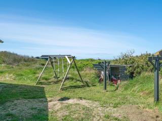 Holiday Home Hubert - 150m from the sea by Interhome - 5