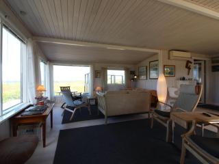 Holiday Home Ellynor - 200m from the sea by Interhome - 2