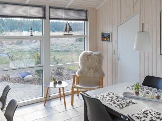 Holiday Home Mathias - 625m from the sea by Interhome - 3