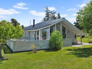 Holiday Home Mathias - 625m from the sea by Interhome - 6