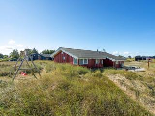 Holiday Home Bertie - 700m from the sea by Interhome - 6