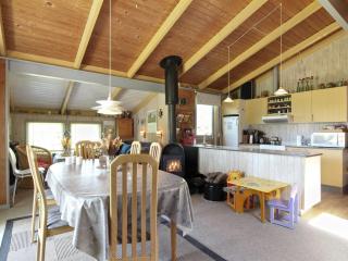 Holiday Home Sonya - 1km from the sea by Interhome - 5