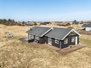 Holiday Home Sirkka - 902m from the sea by Interhome - 7