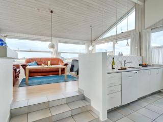 Holiday Home Thorir - 300m from the sea by Interhome - 6