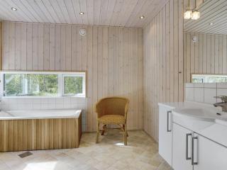 Holiday Home Henni - 2-5km from the sea by Interhome - 7
