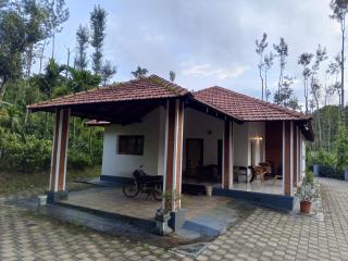 HALASE HOMESTAY - 2