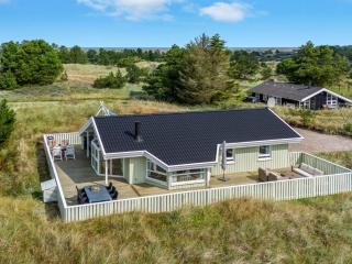 Holiday Home Mila - 750m from the sea by Interhome - 0