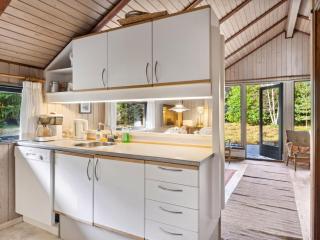 Holiday Home Esteri - 800m from the sea by Interhome - 4