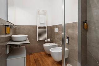 Modern City Life 3 Apartments near Fiera Milano City - 800m from Domodossola M5 - 6