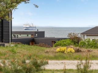 Holiday Home Arun - 150m from the sea by Interhome - 3