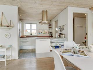 Holiday Home Hialmar - 400m from the sea by Interhome - 3