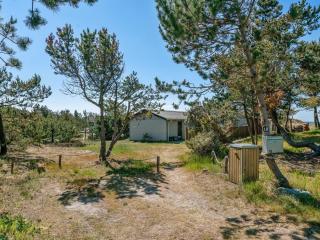 Holiday Home Petersen - 50m from the sea by Interhome - Læsø - 2