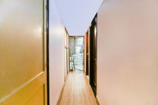 Hotel O New Metro Guest House - 9