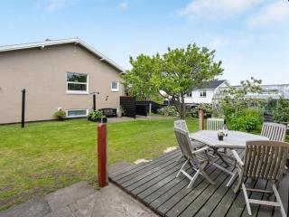 Holiday Home Kurt - 600m from the sea by Interhome - 6