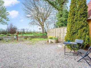Holiday Home Albertine - 600m from the sea by Interhome - 2