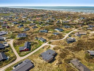 Holiday Home Emelin - 475m from the sea by Interhome - 6