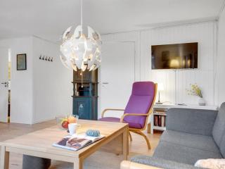 Holiday Home Arise - 700m from the sea by Interhome - 1
